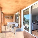 Casa de Férias Casa Marbello - *