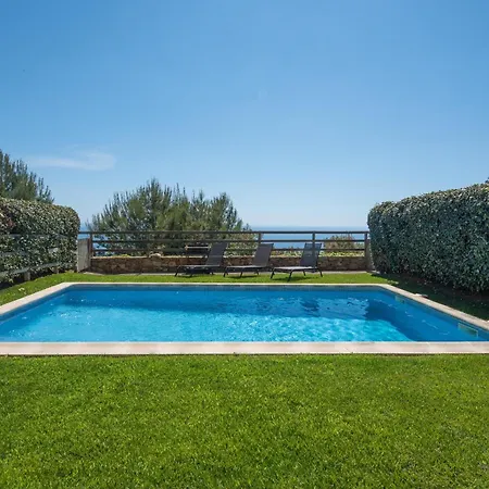 Casa Marbello - *